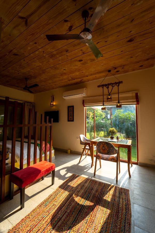 Tree Of Life Ecotainers Agra Hotel Агра Екстериор снимка
