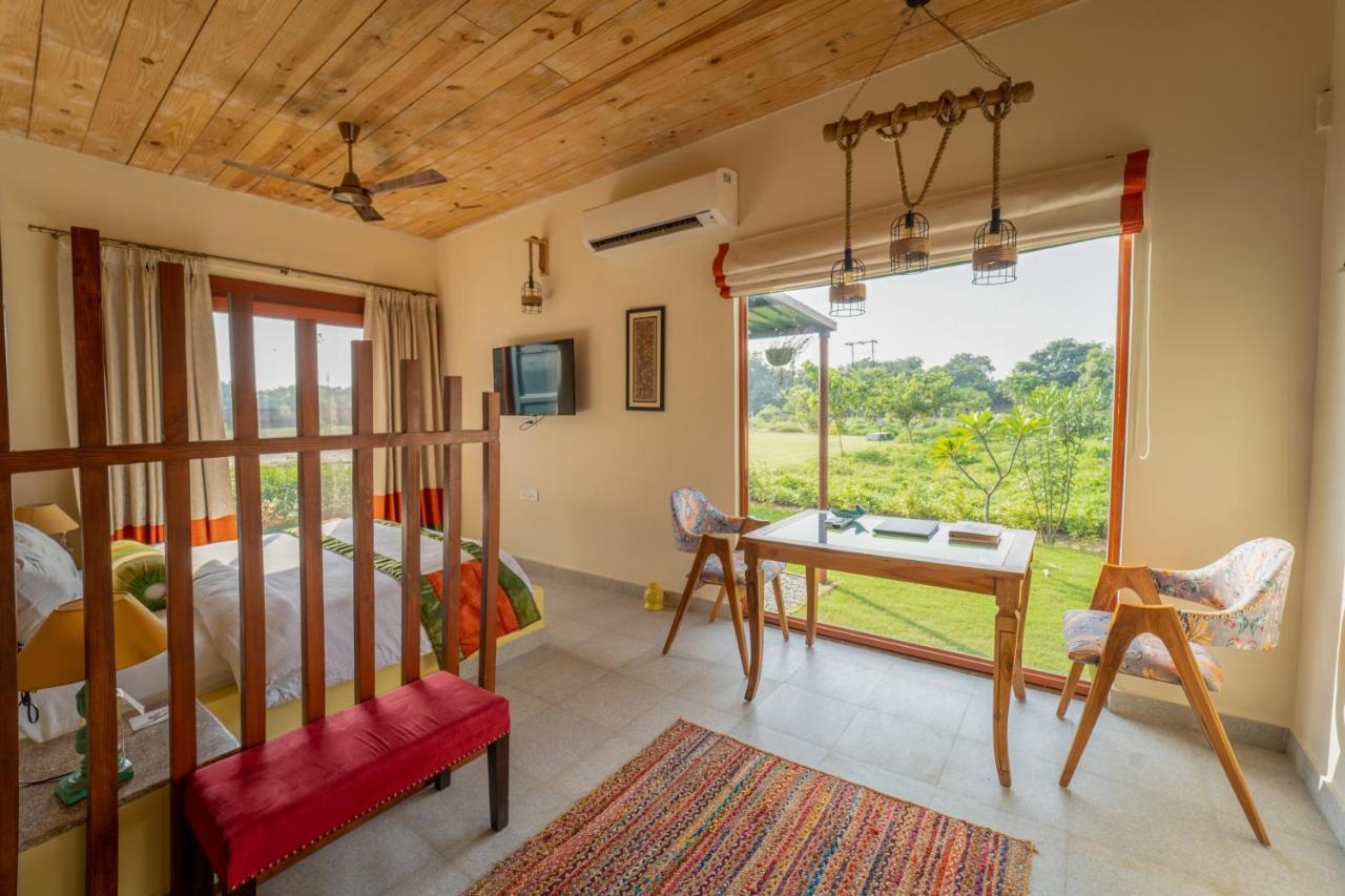 Tree Of Life Ecotainers Agra Hotel Агра Екстериор снимка