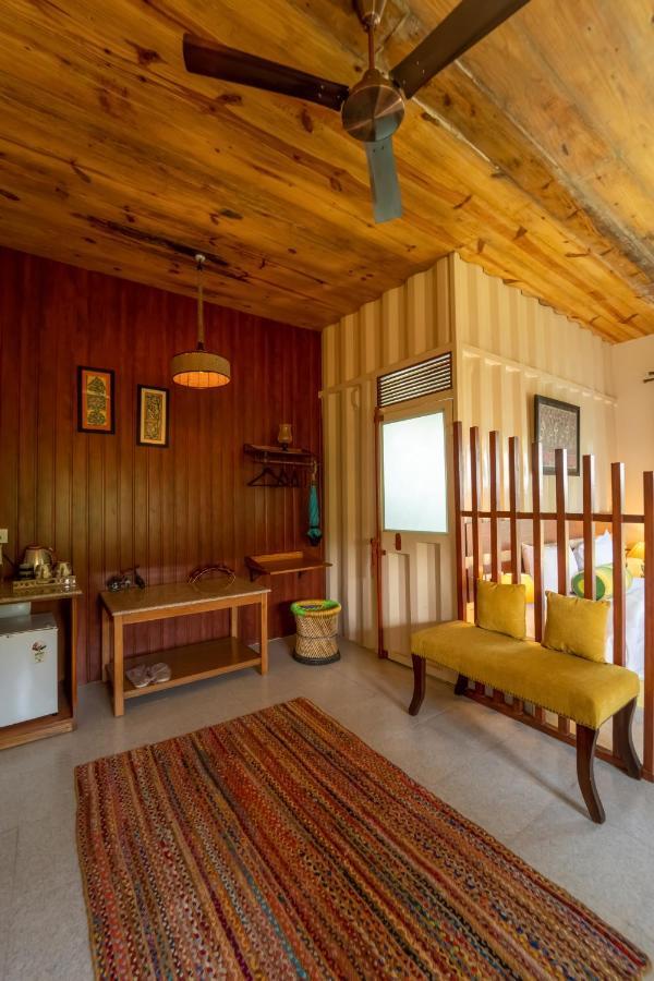 Tree Of Life Ecotainers Agra Hotel Агра Екстериор снимка
