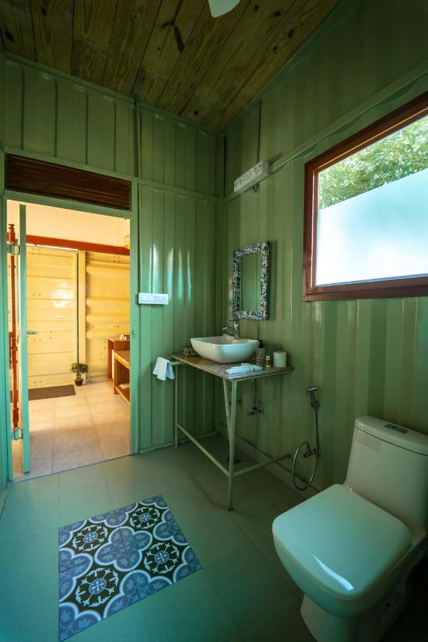 Tree Of Life Ecotainers Agra Hotel Агра Екстериор снимка
